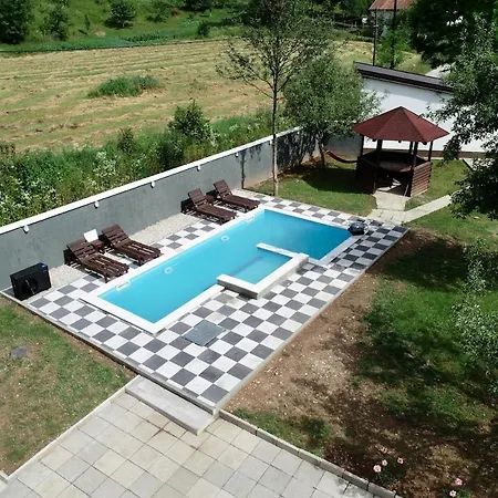 Rijeka - Spacious 4br With Jacuzzi And Pool * Kijevo