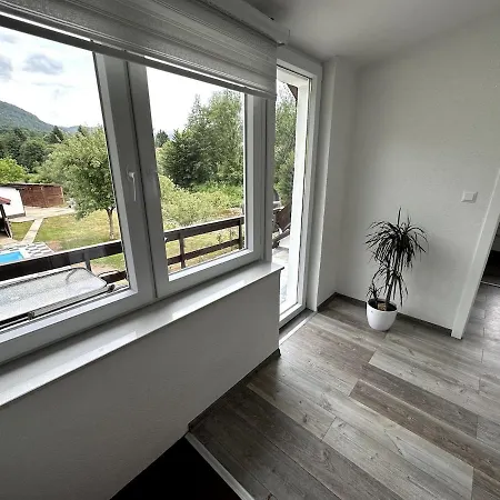 빌라 Rijeka - Spacious 4br With Jacuzzi And Pool Kijevo