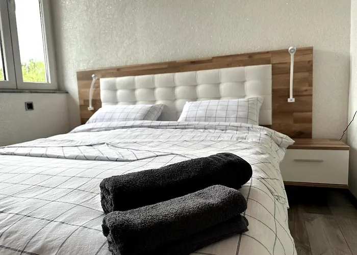 Rijeka - Spacious 4br With Jacuzzi And Pool * Kijevo