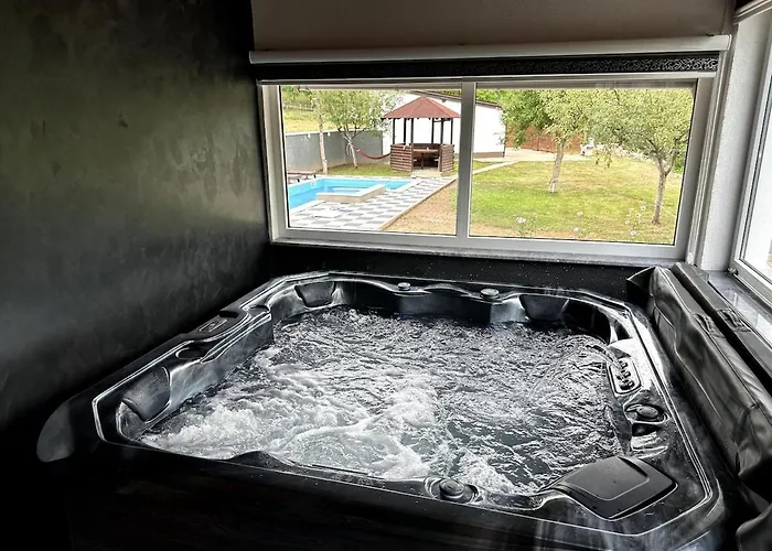 Rijeka - Spacious 4br With Jacuzzi And Pool *