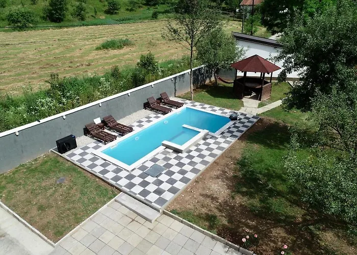 Rijeka - Spacious 4br With Jacuzzi And Pool * Kijevo
