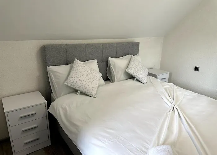 Rijeka - Spacious 4br With Jacuzzi And Pool Kijevo