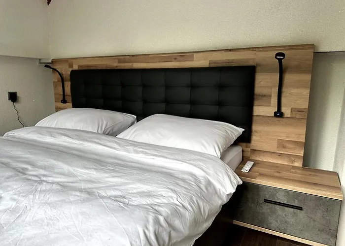 Rijeka - Spacious 4br With Jacuzzi And Pool